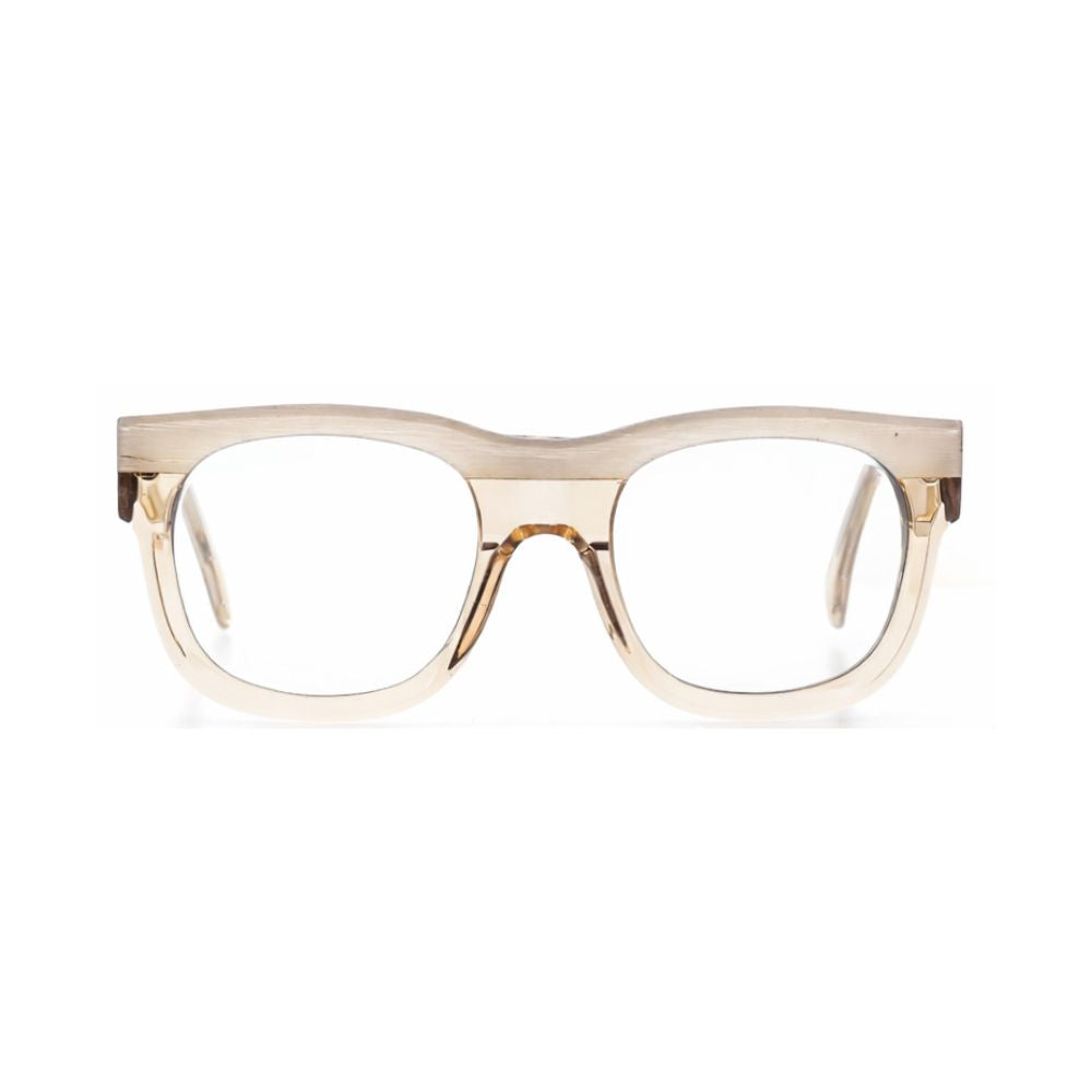 Ovale Brille aus Bioacetat und Holz, transparent, breite Passform, limitierte Auflage 250 Stück.
Frontansicht.