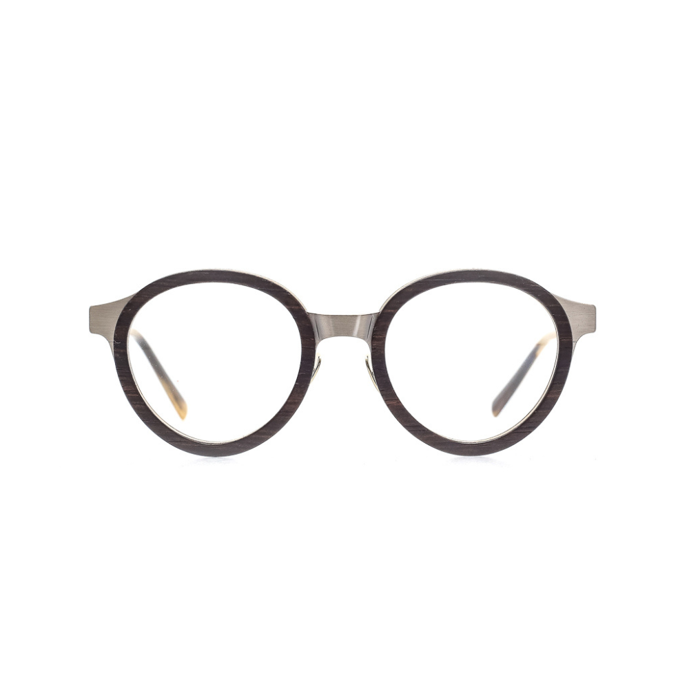 Massiv verarbeitete, panto-runde Brille aus Metall und Holz in Bronze-Braun. Breite Passform. Frontansicht.